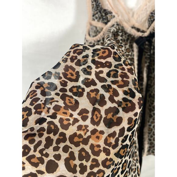 Victoria Secret Women Animal Print Sleepwear Nightgown Open back Tied Size M - Picture 8 of 8